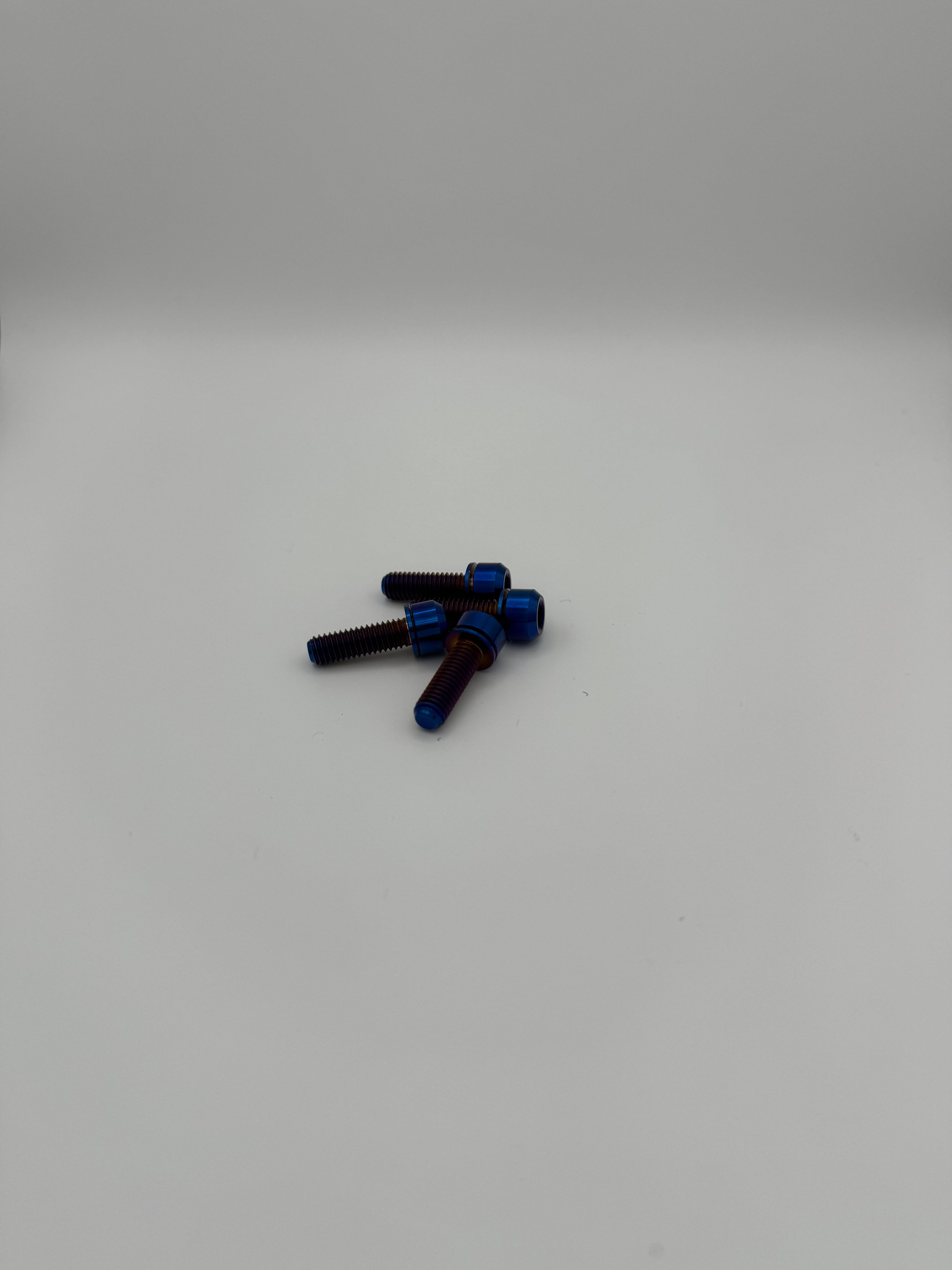 Titanium bar clamp bolts