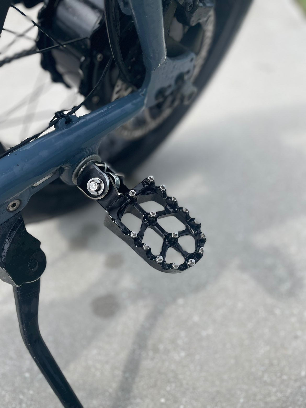 Mx style rear peg kit