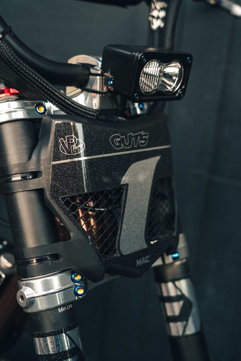 Triple clamp titanium